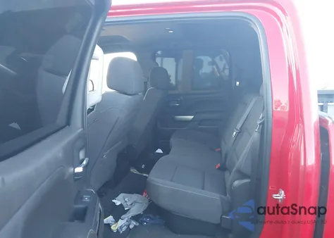 2018 Chevrolet Silverado 1500 1Lt from USA, damaged, VIN 3GCUKREC4JG611312